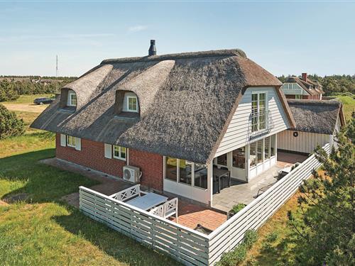 Holiday Home/Apartment - 8 persons -  - Ingridsvej - 6857 - Blåvand