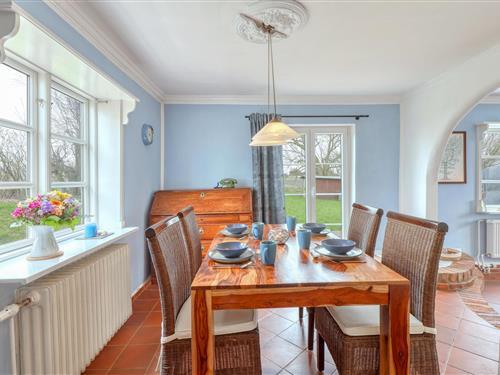 Holiday Home/Apartment - 4 persons -  - Mitteldeich - Dagebüll - 25899 - Galmsbüll