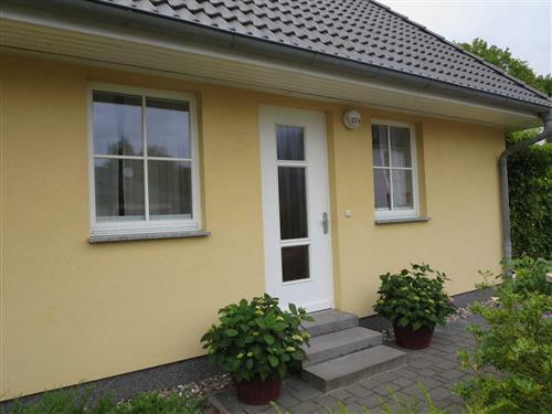 Ferienhaus - 3 Personen -  - Bernsteinweg 23 a - 18181 - Seeheilbad Graal-Müritz