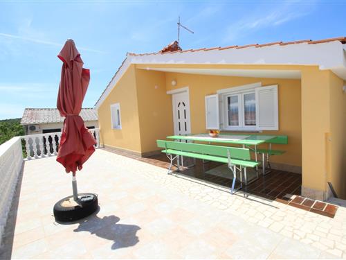 Holiday Home/Apartment - 7 persons -  - Šilo - 51515 - Šilo