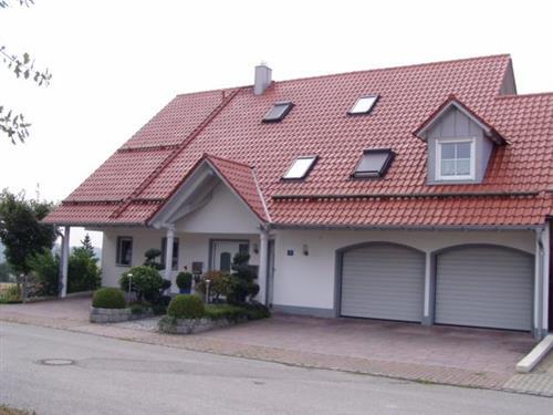 Holiday Home/Apartment - 4 persons -  - Kirchstraße - 85395 - Wolfersdorf