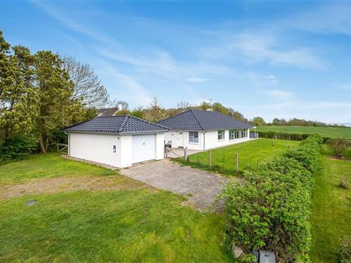 Sommerhus - 8 personer -  - Pøt Strandby - Pøt Strandby - 7130 - Juelsminde