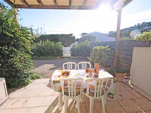 Holiday Home/Apartment - 6 persons -  - 83120 - Ste Maxime