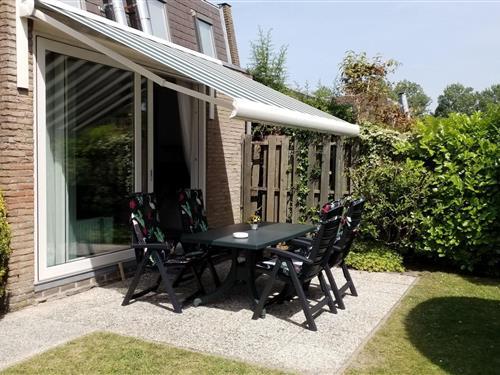 Holiday Home/Apartment - 6 persons -  - 4504RR - Nieuwvliet