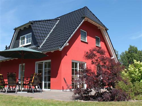 Holiday Home/Apartment - 4 persons -  - Am Hasenwinkel - 17449 - Trassenheide