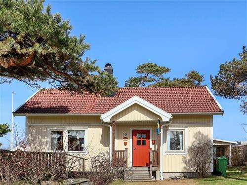 Holiday Home/Apartment - 7 persons -  - Rorsmansvägen - Träslövsläge - 43275 - Trälövsläge