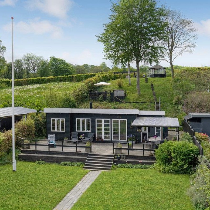 Sommerhus - 6 personer -  - Skovvejen - Grønninghoved - 6093 - Sjølund