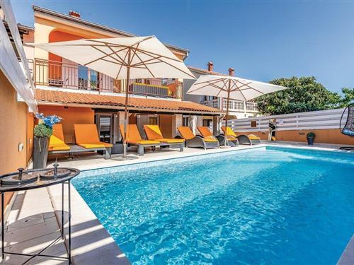 Holiday home - 10 persons -  - Dvorine - 52203 - Banjole