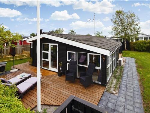 Sommerhus - 6 personer -  - Mirabellevej - 7130 - Juelsminde