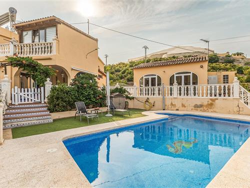 Holiday home - 8 persons -  - PD MIRANTBO 35 Pol. 3 Par. - 03510 - Callosa De Ensarriá