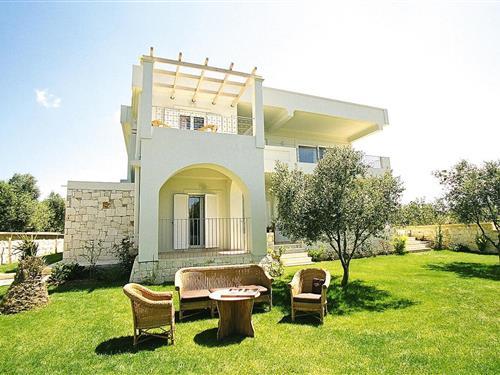 Holiday Home/Apartment - 6 persons -  - 73006 - Darmarochori