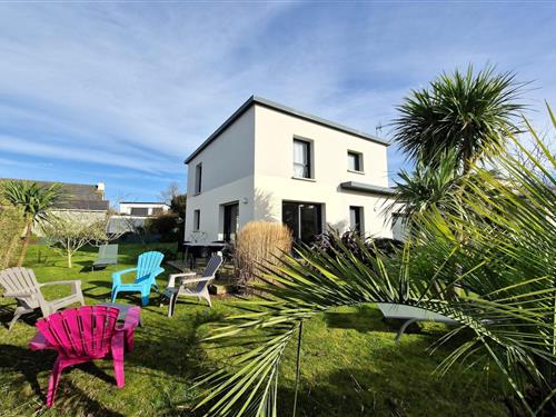 Holiday home - 6 persons -  - 29660 - Carantec