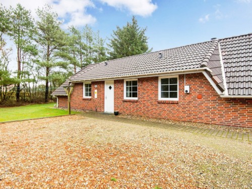Sommerhus - 10 personer -  - Blomstervangen - Jegum - 6840 - Oksbøl