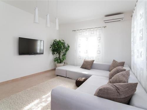 Holiday apartment - 6 persons -  - 21403 - Sutivan