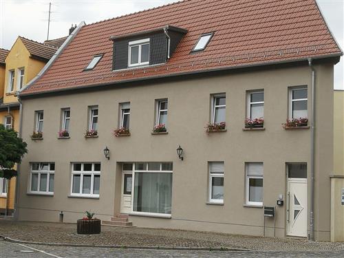 Semesterhus/Semesterlägenhet - 4 personer -  - Schloßstraße - 06429 - Nienburg An Der Saale