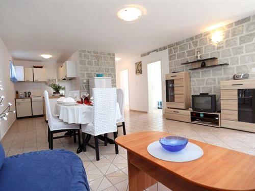 Ferienhaus - 6 Personen -  - 21220 - Trogir