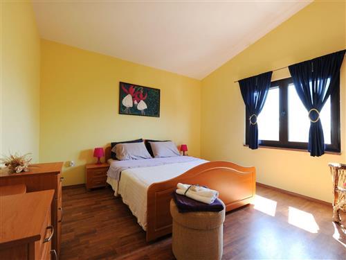 Holiday apartment - 8 persons -  - Zaton - 23232 Nin