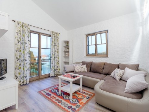 Ferieleilighet - 4 personer -  - 21223 - Okrug Donji