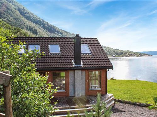 Holiday Home/Apartment - 11 persons -  - Austfjordvegen - 5981 - Masfjorden