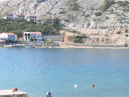 Holiday Home/Apartment - 6 persons -  - Metajna - 53296 - Metajna