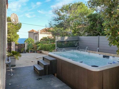 Holiday home - 8 persons -  - 224 avenue brise de mer - 83530 - Saint Raphael