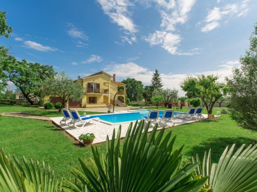 Holiday apartment - 4 persons -  - 52440 - Dracevac