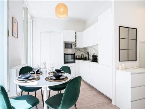 Holiday apartment - 4 persons -  - 06000 - Nice