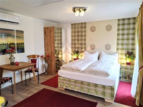 Holiday home - 2 persons -  - Fertõrákos - 9421