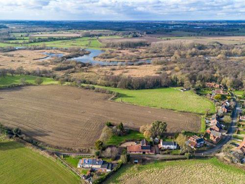 Holiday home - 4 persons -  - NR14 7AR - Surlingham