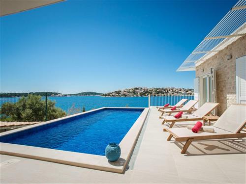 Holiday home - 10 persons -  - Podorljak - 22203