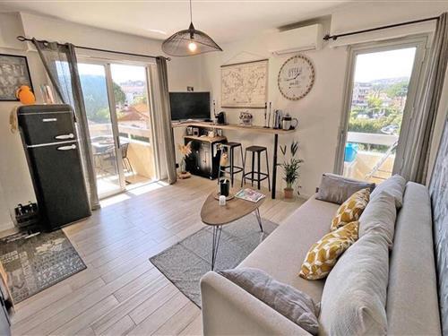 Holiday apartment - 2 persons -  - 83120 - Ste Maxime