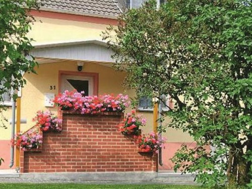 Sommerhus - 8 personer -  - Dahlemer Str. - 54585 - Esch