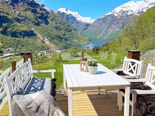  - 9 personer -  - Geirangervegen - 6216 - Geiranger