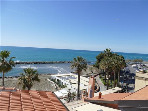 Holiday Home/Apartment - 6 persons -  - Riva Ligure - 18015