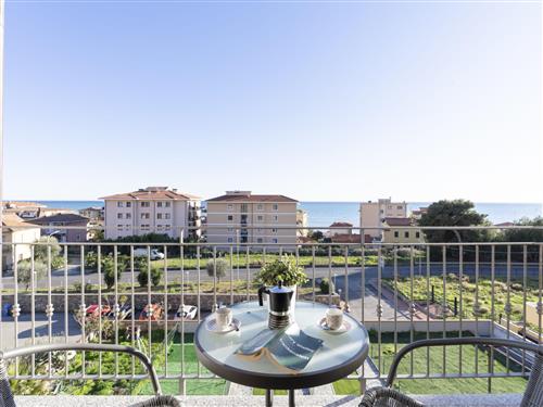 Holiday Home/Apartment - 5 persons -  - Riva Ligure - 18015