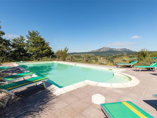 Sommerhus - 23 personer -  - Loc. Valcerosa di Sotto - Pietralunga - 06026 - Pietralunga Pg