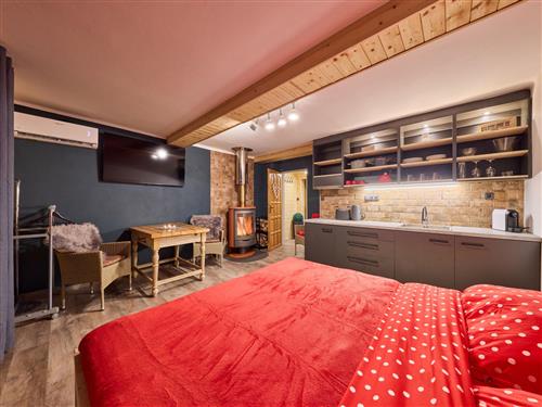 Ferielejlighed - 2 personer -  - Mladé Buky - 542 23