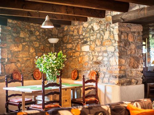 Holiday apartment - 5 persons -  - Barrio del Poulo 5, Campañana - 24441 - Carucedo