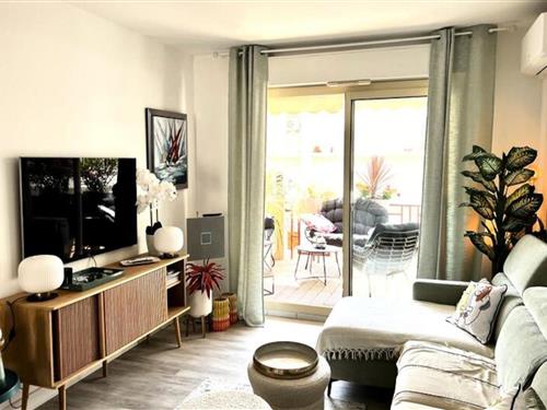 Semesterlägenhet - 4 personer -  - 06600 - Antibes