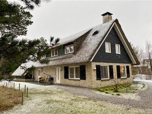 Sommerhus - 9 personer -  - 9163 HE - Nes
