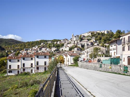 Fritidshus - 9 personer -  - C.so Vittorio Emanuele III snc - Montenero Val Cocchiara - 86080 - Montenero Val Cocchiar