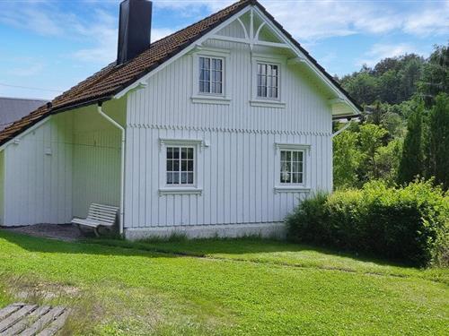 Holiday home - 8 persons -  - Espevigveien - Blindleia/Lillesand - 4780 - Brekkestø
