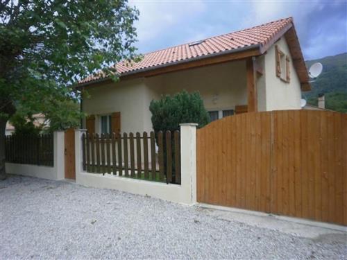 Holiday home - 4 persons -  - Tarascon Sur Ariège - 09400