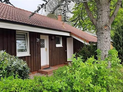 Sommerhus - 4 personer -  - 17252 - Granzow