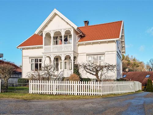 Holiday Home/Apartment - 7 persons -  - Oksevollen - 4514 - Mandal