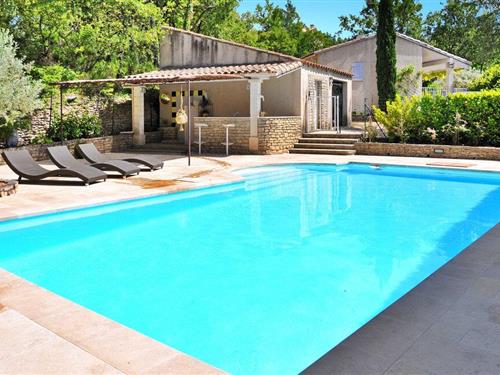 Holiday home - 9 persons -  - Quartier Contard - 84480 - Lacoste