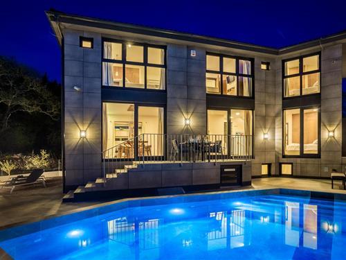 Holiday home - 10 persons -  - Rova - Krk-Malinska - 51511 - Malinska