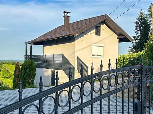 Sommerhus - 3 personer -  - Vlaskovec - Zagreb - Jastrebarsko - 10450 - Vlaskovec