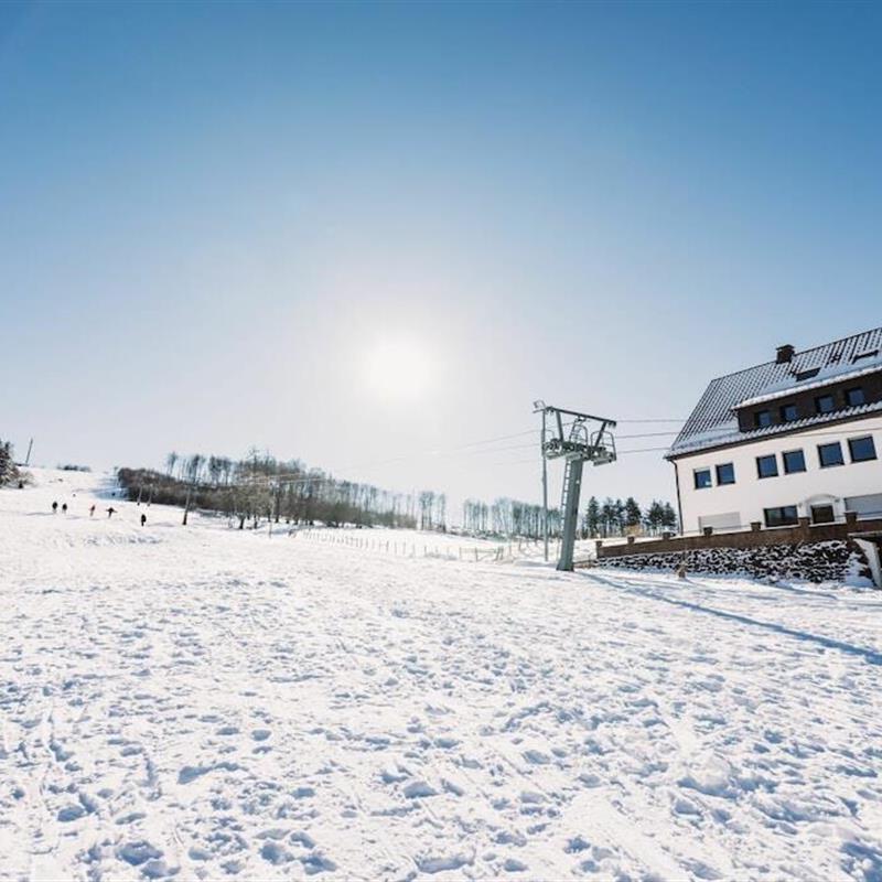 Sommerhus - 6 personer -  - 59929 - Brilon