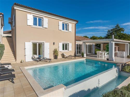 Holiday home - 11 persons -  - Bokordici - 52342